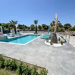Mira - Swimming Pool And Sea Views I Luxury Apartmán *