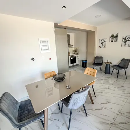 Mira - Swimming Pool And Sea Views I Luxury Apartment *
