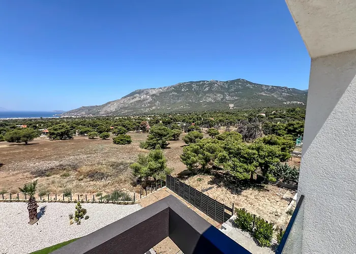 Mira - Swimming Pool And Sea Views I Luxury Appartement Loutráki