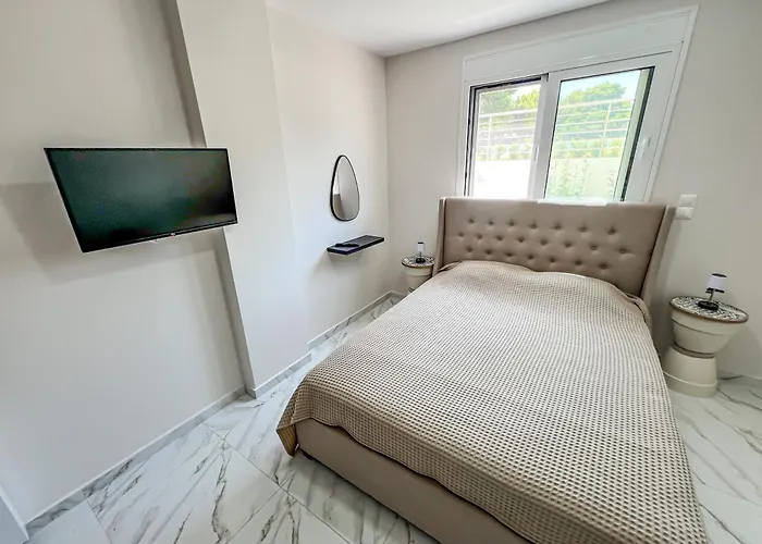 Appartement Mira - Swimming Pool And Sea Views I Luxury Loutráki